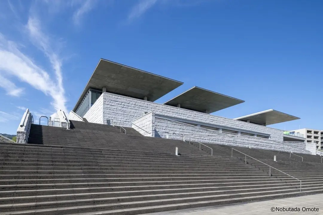 兵庫県立美術館