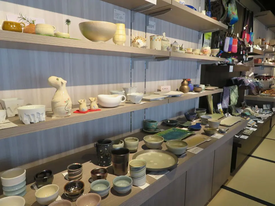 伊丹郷町クラフトショップ