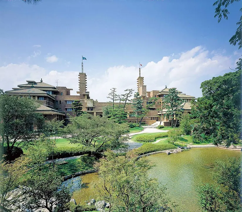 武庫川女子大学　甲子園会館（旧甲子園ホテル）