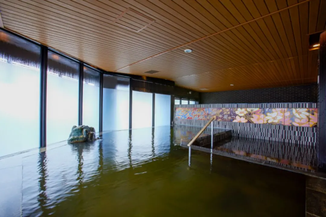 京湯元ハトヤ瑞鳳閣　日帰り温泉