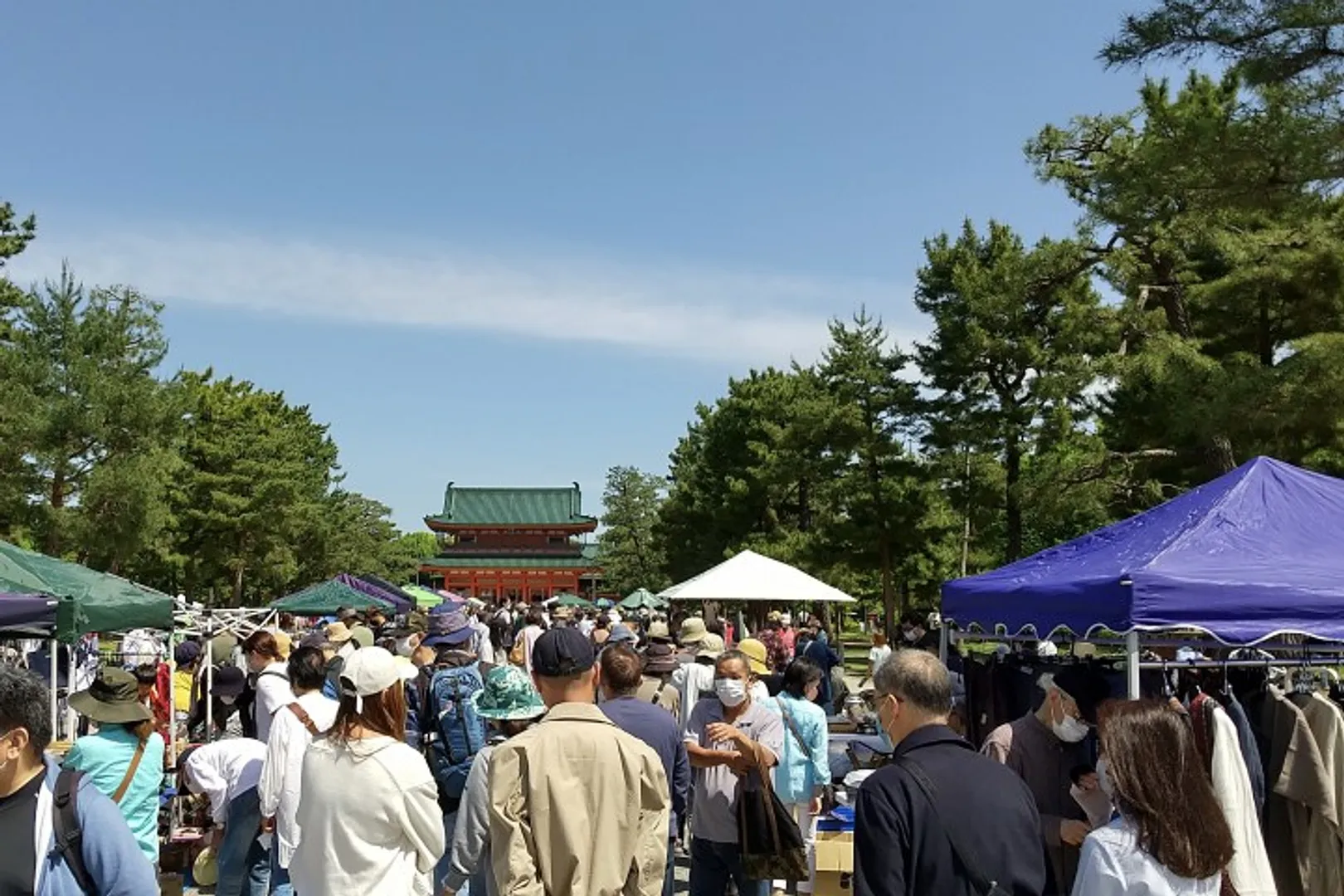 岡崎フリーマーケット5月（岡崎公園）.jpg