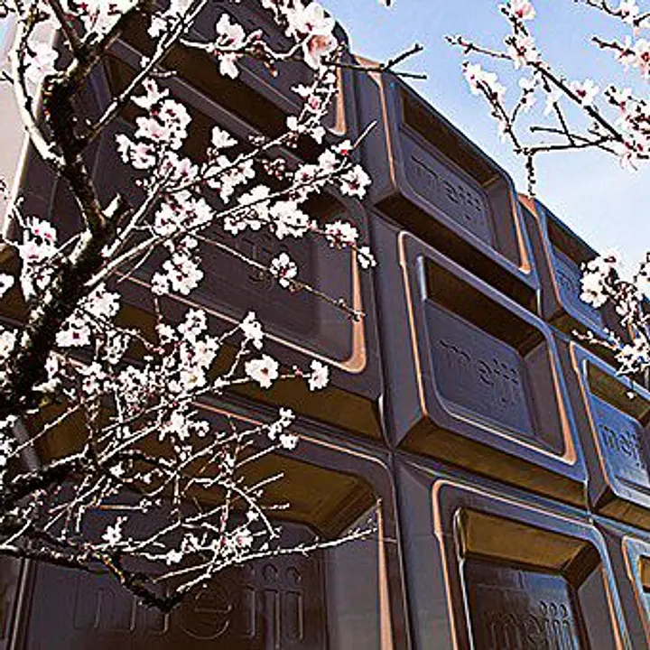 明治なるほどファクトリー大阪