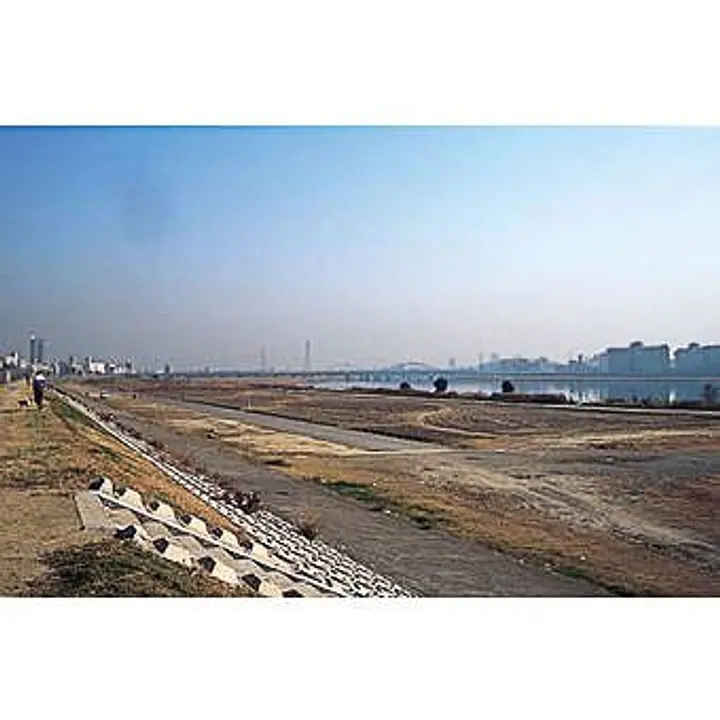 淀川河川公園（十三）