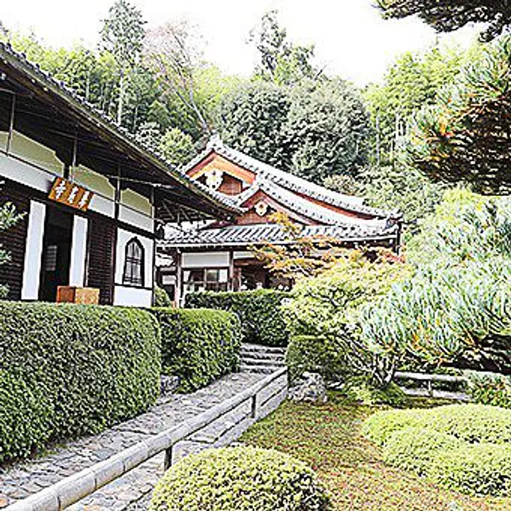 鈴虫寺（華厳寺）